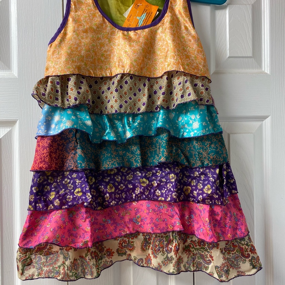 NWT Medium - Hand made silk tank made in Nepali